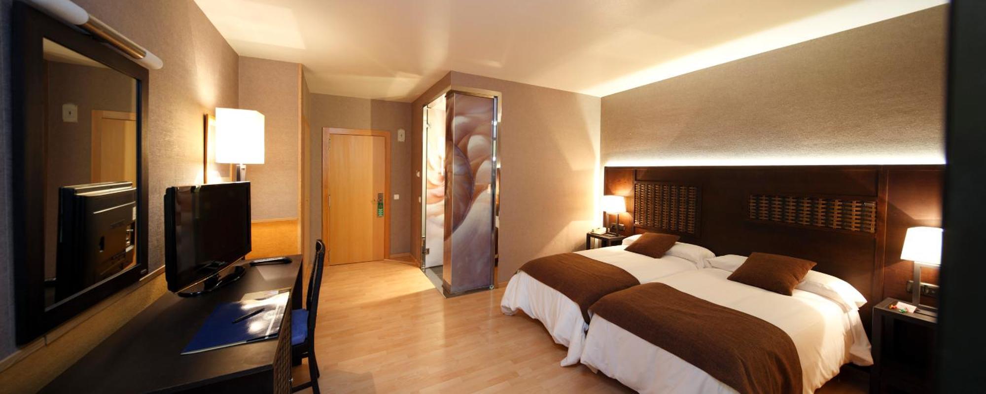 Double or Twin Room Spa Access,1431924526:JPEG