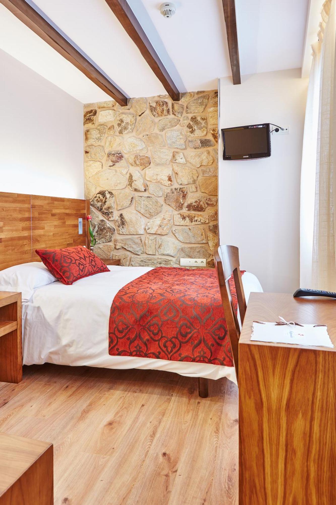 Double Room,125876709:JPEG
